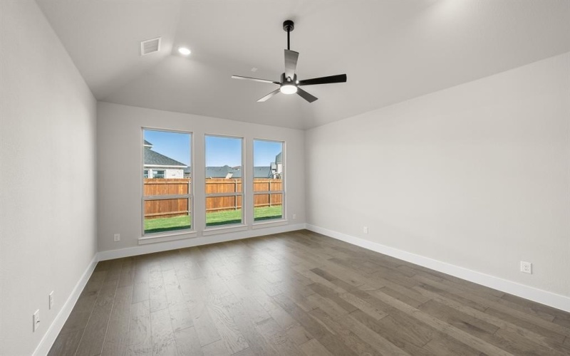 7104 Seagrove Court, Grand Prairie, TX 75054, 4 Habitaciones Habitaciones , ,3 BañosBaños,Residential,En Venta,7104 Seagrove Court,0,21059710