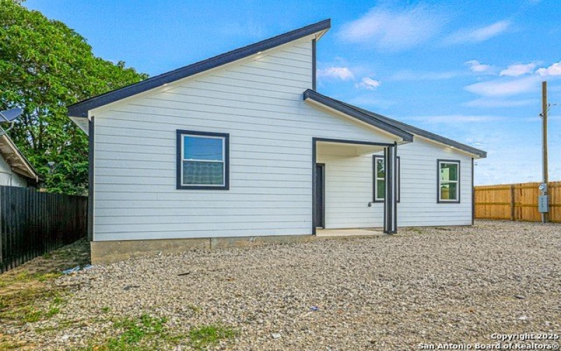 4237 Butterfly, Von Ormy, TX 78073, 3 Habitaciones Habitaciones , ,2 BañosBaños,Residential,En Venta,4237 Butterfly,0,1907613