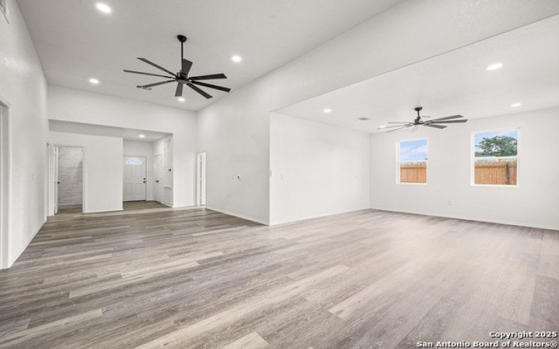 4237 Butterfly, Von Ormy, TX 78073, 3 Habitaciones Habitaciones , ,2 BañosBaños,Residential,En Venta,4237 Butterfly,0,1907613