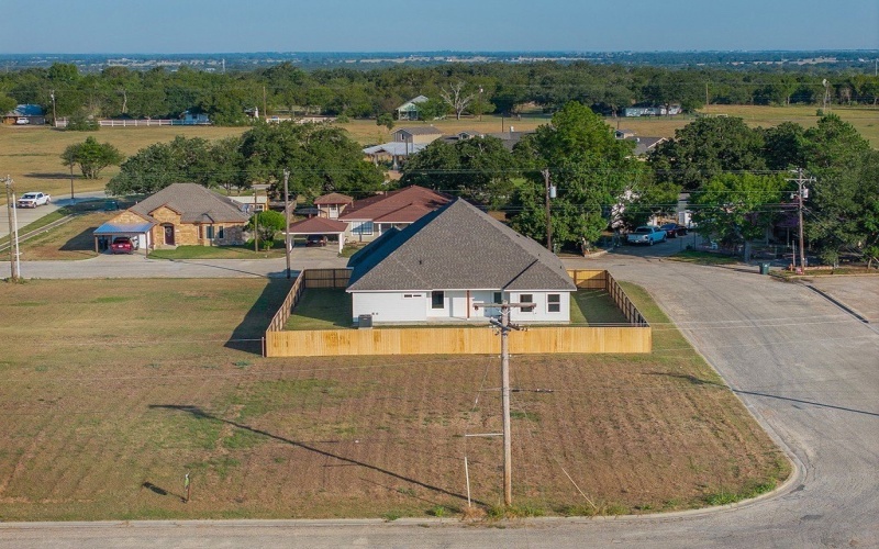 340 Cactus Street, Giddings, TX 78942, 4 Bedrooms Bedrooms, ,2 BathroomsBathrooms,Residential,For Sale,340 Cactus Street,0,153394