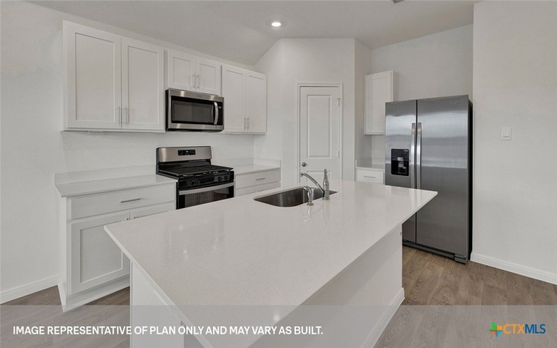 244 LAS LOMAS Drive, San Marcos, TX 78666, 3 Habitaciones Habitaciones , ,2 BañosBaños,Residential,En Venta,244 LAS LOMAS Drive,0,592666