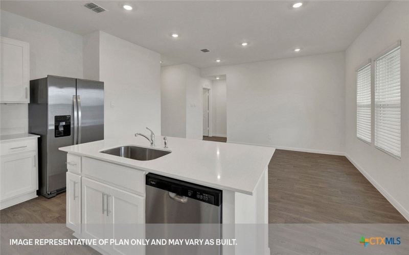 244 LAS LOMAS Drive, San Marcos, TX 78666, 3 Habitaciones Habitaciones , ,2 BañosBaños,Residential,En Venta,244 LAS LOMAS Drive,0,592666