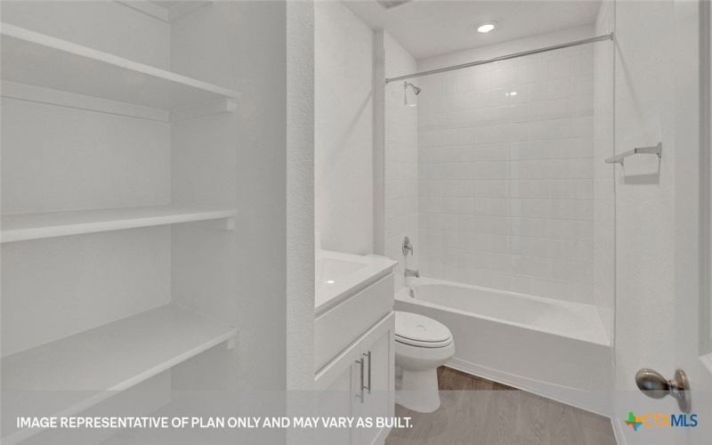 244 LAS LOMAS Drive, San Marcos, TX 78666, 3 Habitaciones Habitaciones , ,2 BañosBaños,Residential,En Venta,244 LAS LOMAS Drive,0,592666