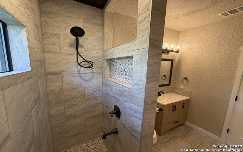 1288 Lonesome, Canyon Lake, TX 78133, 3 Habitaciones Habitaciones , ,2 BañosBaños,Residential,En Venta,1288 Lonesome,0,1907656