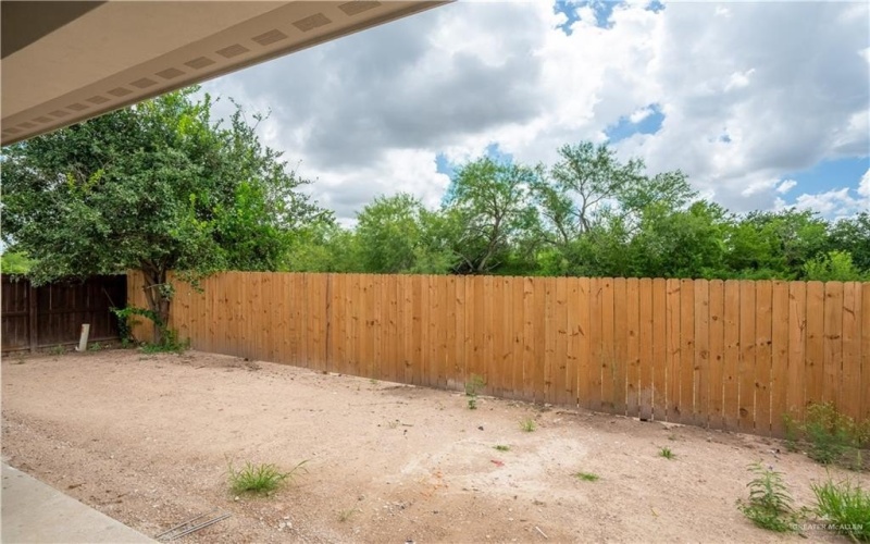 1107 W I Street, Mission, TX 78572, 3 Bedrooms Bedrooms, ,2 BathroomsBathrooms,Residential,For Sale,1107 W I Street,0,480906