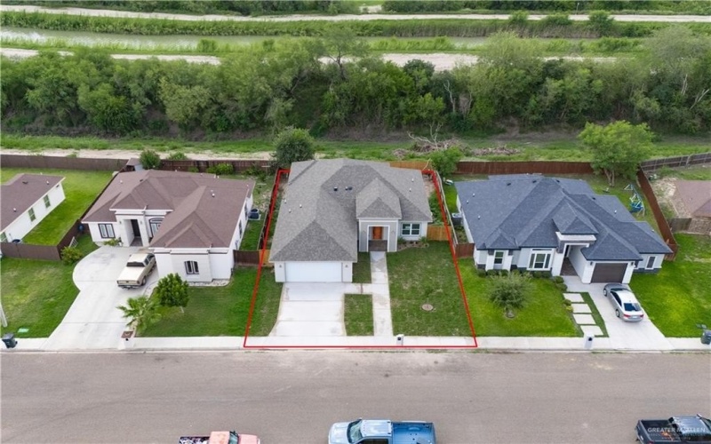 1107 W I Street, Mission, TX 78572, 3 Bedrooms Bedrooms, ,2 BathroomsBathrooms,Residential,For Sale,1107 W I Street,0,480906