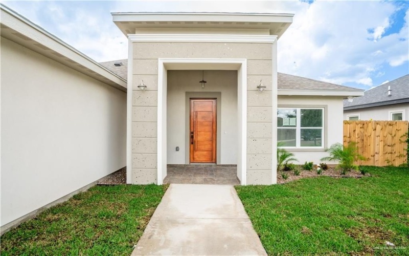 1107 W I Street, Mission, TX 78572, 3 Bedrooms Bedrooms, ,2 BathroomsBathrooms,Residential,For Sale,1107 W I Street,0,480906