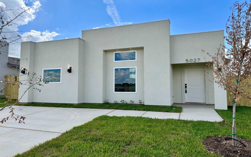 5027 Carambola Ln., Laredo, TX 78046, 3 Habitaciones Habitaciones , ,2 BañosBaños,Residential,En Venta,5027 Carambola Ln.,0,20254045