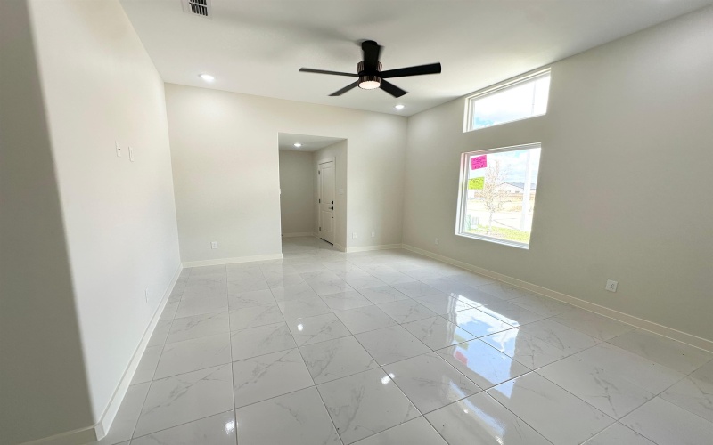 5027 Carambola Ln., Laredo, TX 78046, 3 Habitaciones Habitaciones , ,2 BañosBaños,Residential,En Venta,5027 Carambola Ln.,0,20254045