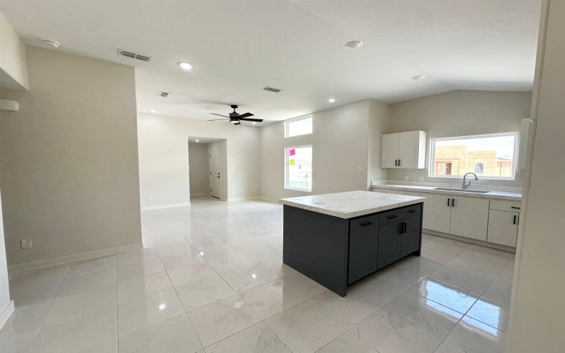 5027 Carambola Ln., Laredo, TX 78046, 3 Habitaciones Habitaciones , ,2 BañosBaños,Residential,En Venta,5027 Carambola Ln.,0,20254045
