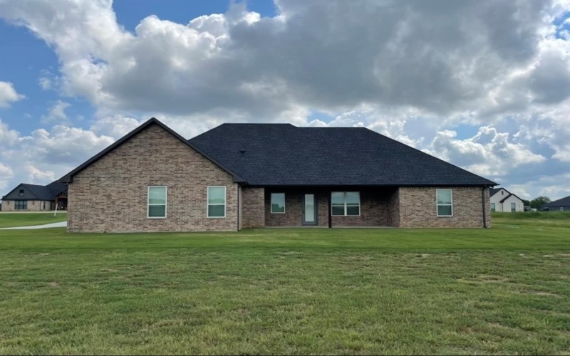 1484 Dixie Estates Way, Whitesboro, TX 76273, 4 Bedrooms Bedrooms, ,2 BathroomsBathrooms,Residential,For Sale,1484 Dixie Estates Way,0,21059926