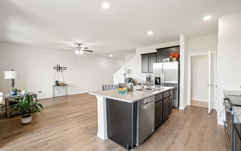 716 Lone Rock Drive, Anna, TX 75409, 2 Bedrooms Bedrooms, ,2 BathroomsBathrooms,Residential,For Sale,716 Lone Rock Drive,0,21059938