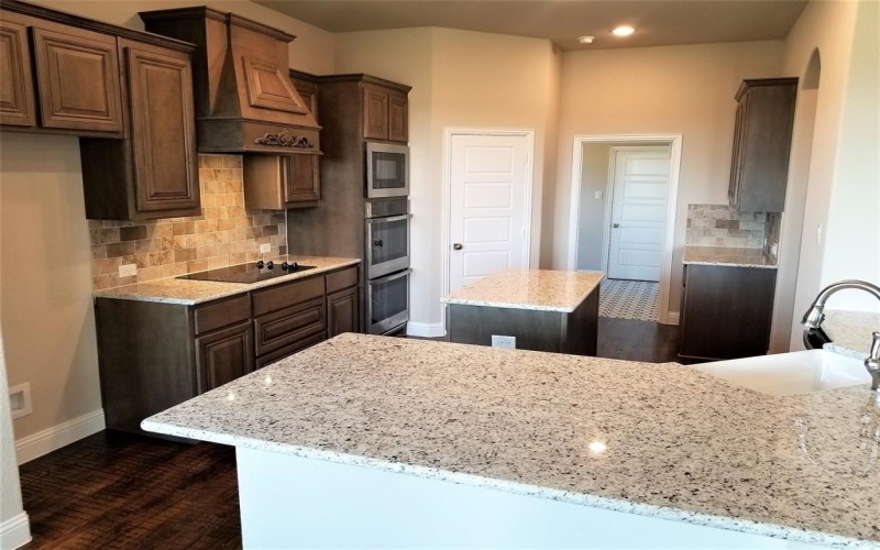 2620 Silo Lane, Van Alstyne, TX 75495, 6 Bedrooms Bedrooms, ,3 BathroomsBathrooms,Residential,For Sale,2620 Silo Lane,0,21059989