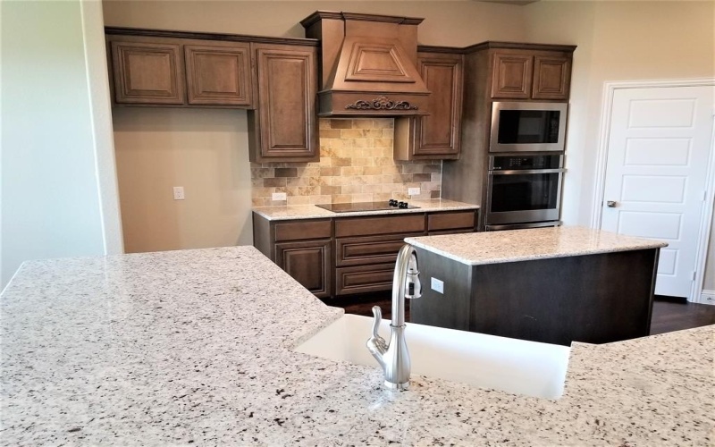 2620 Silo Lane, Van Alstyne, TX 75495, 6 Bedrooms Bedrooms, ,3 BathroomsBathrooms,Residential,For Sale,2620 Silo Lane,0,21059989