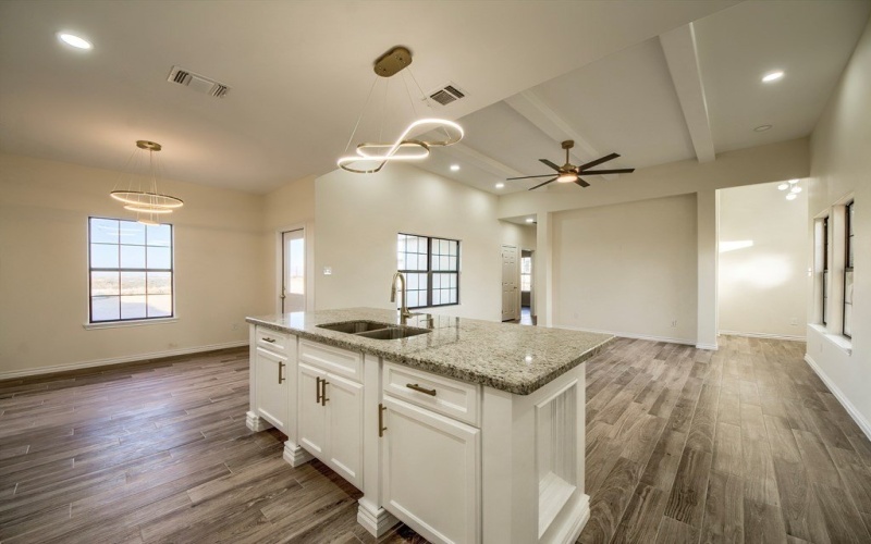 1991 Vista Bonita, Eagle Pass, TX 78852, 3 Habitaciones Habitaciones , ,2 BañosBaños,Residential,En Venta,1991 Vista Bonita,0,81661