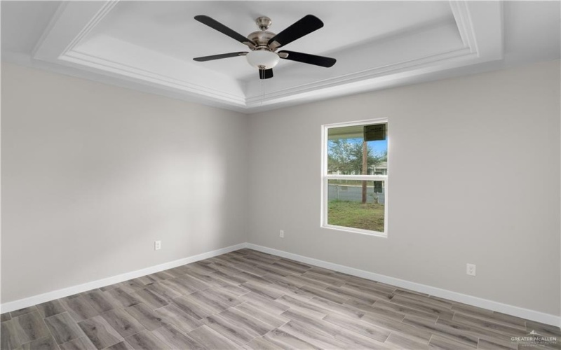 209 S Raul Longoria Road, Edinburg, TX 78542, 3 Habitaciones Habitaciones , ,2 BañosBaños,Residential,En Venta,209 S Raul Longoria Road,0,480950