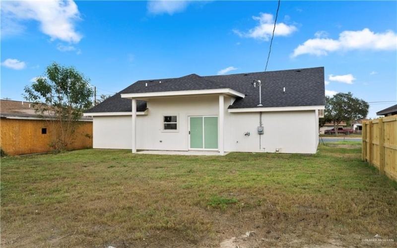 209 S Raul Longoria Road, Edinburg, TX 78542, 3 Habitaciones Habitaciones , ,2 BañosBaños,Residential,En Venta,209 S Raul Longoria Road,0,480950