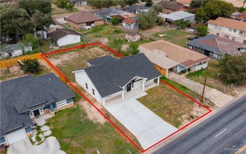 209 S Raul Longoria Road, Edinburg, TX 78542, 3 Habitaciones Habitaciones , ,2 BañosBaños,Residential,En Venta,209 S Raul Longoria Road,0,480950