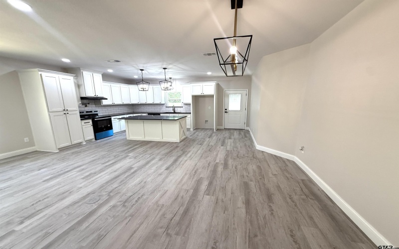 431 Cypress, Pittsburg, TX 75686, 3 Bedrooms Bedrooms, ,2 BathroomsBathrooms,Residential,For Sale,431 Cypress,0,25013836