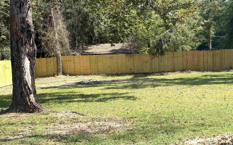 431 Cypress, Pittsburg, TX 75686, 3 Bedrooms Bedrooms, ,2 BathroomsBathrooms,Residential,For Sale,431 Cypress,0,25013836