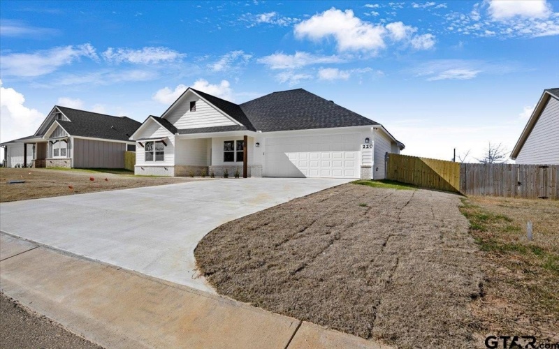 220 Nolan Farms Rd, Winona, TX 75792, 3 Bedrooms Bedrooms, ,2 BathroomsBathrooms,Residential,For Sale,220 Nolan Farms Rd,0,25013843