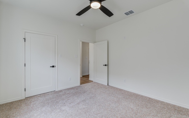 1307 Quincy Avenue, Lubbock, TX 79416, 3 Habitaciones Habitaciones , ,2 BañosBaños,Residential,En Venta,1307 Quincy Avenue,0,202560403