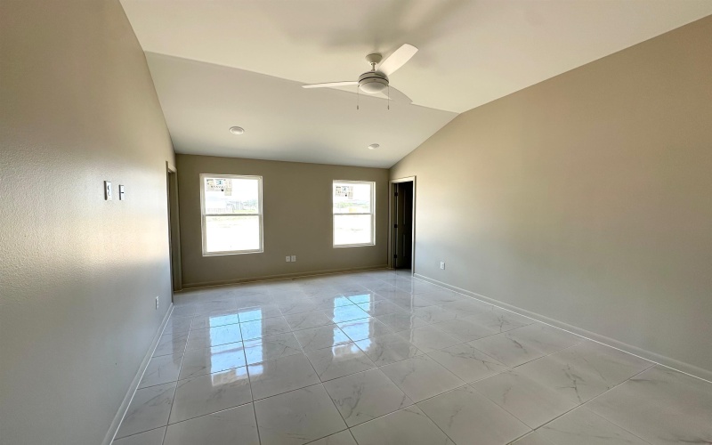 5003 Carambola Ln., Laredo, TX 78046, 3 Habitaciones Habitaciones , ,2 BañosBaños,Residential,En Venta,5003 Carambola Ln.,0,20254070