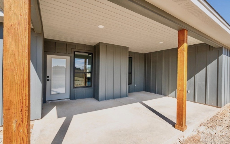 5721 Melrose Ave, San Angelo, TX 76901, 3 Bedrooms Bedrooms, ,2 BathroomsBathrooms,Residential,For Sale,5721 Melrose Ave,0,129060