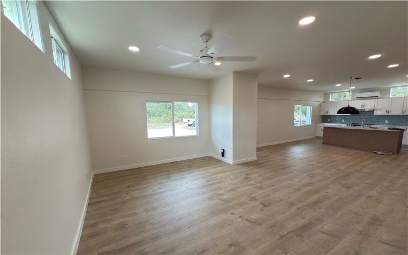 18 Poolside Loop, Rockport, TX 78382, 2 Bedrooms Bedrooms, ,2 BathroomsBathrooms,Residential,For Sale,18 Poolside Loop,0,463472