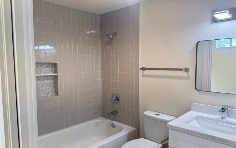 18 Poolside Loop, Rockport, TX 78382, 2 Bedrooms Bedrooms, ,2 BathroomsBathrooms,Residential,For Sale,18 Poolside Loop,0,463472