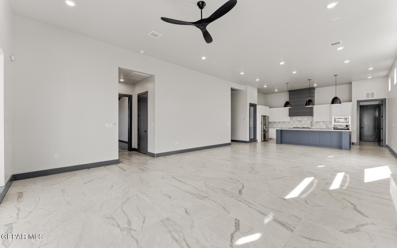 7321 Cimarron Rim Drive, El Paso, TX 79911, 4 Bedrooms Bedrooms, ,3 BathroomsBathrooms,Residential,For Sale,7321 Cimarron Rim Drive,0,920262