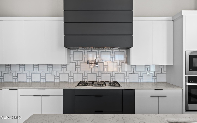 7321 Cimarron Rim Drive, El Paso, TX 79911, 4 Bedrooms Bedrooms, ,3 BathroomsBathrooms,Residential,For Sale,7321 Cimarron Rim Drive,0,920262