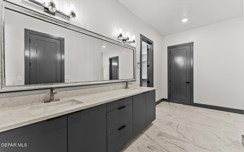 7321 Cimarron Rim Drive, El Paso, TX 79911, 4 Bedrooms Bedrooms, ,3 BathroomsBathrooms,Residential,For Sale,7321 Cimarron Rim Drive,0,920262