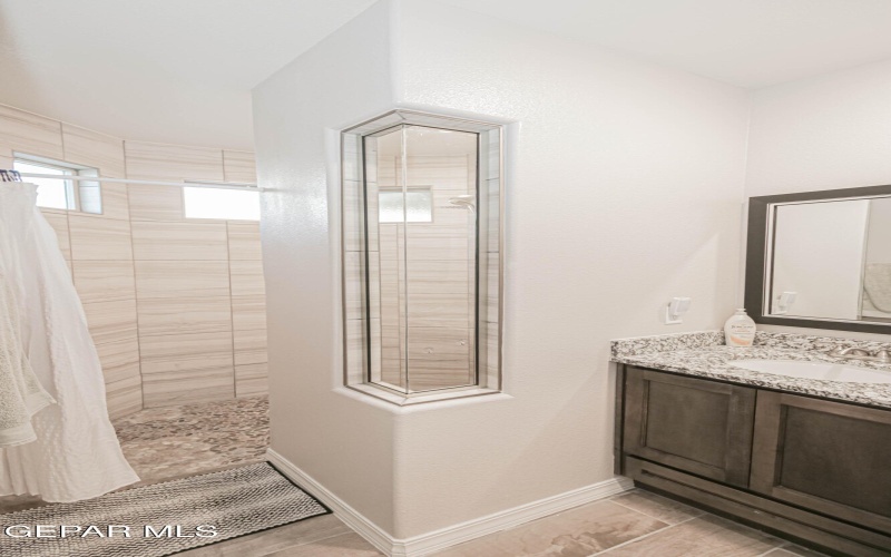 10716 DREW PEARSON Drive, El Paso, TX 79924, 4 Habitaciones Habitaciones , ,2 BañosBaños,Residential,En Venta,10716 DREW PEARSON Drive,0,930352