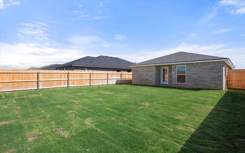 1617 N Clinton Avenue, Lubbock, TX 79416, 2 Habitaciones Habitaciones , ,2 BañosBaños,Residential,En Venta,1617 N Clinton Avenue,0,202560440