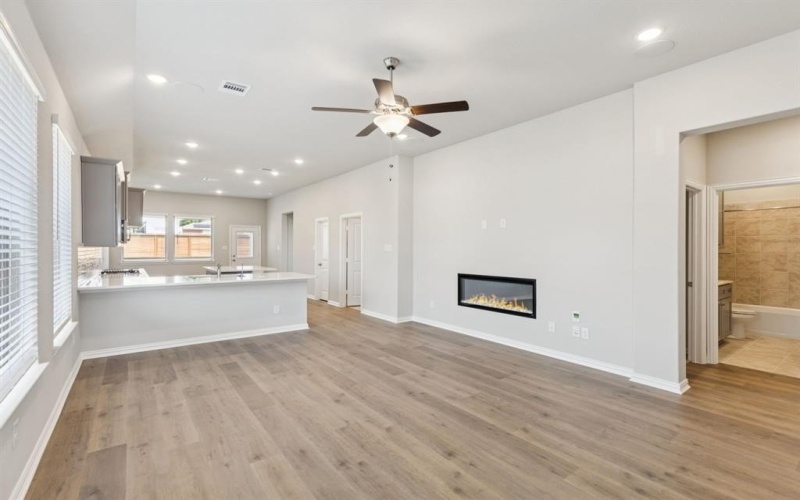 3925 Allred Drive, Heartland, TX 75114, 4 Bedrooms Bedrooms, ,2 BathroomsBathrooms,Residential,For Sale,3925 Allred Drive,0,21044937