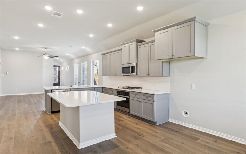 3925 Allred Drive, Heartland, TX 75114, 4 Bedrooms Bedrooms, ,2 BathroomsBathrooms,Residential,For Sale,3925 Allred Drive,0,21044937