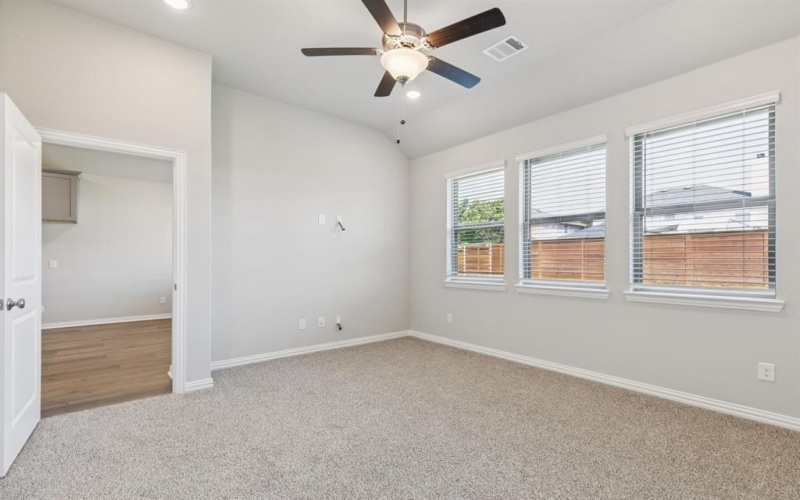3925 Allred Drive, Heartland, TX 75114, 4 Bedrooms Bedrooms, ,2 BathroomsBathrooms,Residential,For Sale,3925 Allred Drive,0,21044937