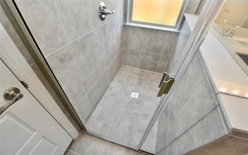 2416 Skara Brae Drive, Denton, TX 76205, 5 Bedrooms Bedrooms, ,3 BathroomsBathrooms,Residential,For Sale,2416 Skara Brae Drive,0,21047300