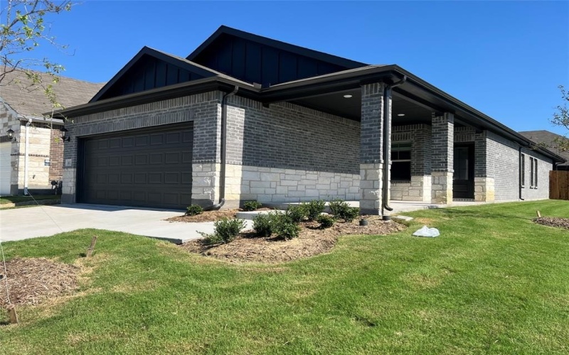 613 Russell Drive, Lowry Crossing, TX 75069, 4 Bedrooms Bedrooms, ,2 BathroomsBathrooms,Residential,For Sale,613 Russell Drive,0,21057118