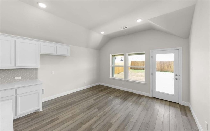 380 Misty Meadow, Lavon, TX 75166, 3 Bedrooms Bedrooms, ,2 BathroomsBathrooms,Residential,For Sale,380 Misty Meadow,0,21060274