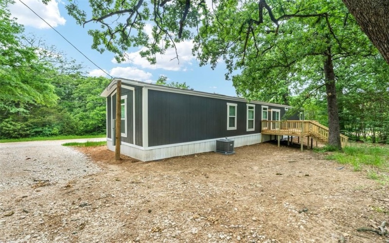 125 Neches Drive, Mabank, TX 75156, 3 Bedrooms Bedrooms, ,2 BathroomsBathrooms,Residential,For Sale,125 Neches Drive,0,21060395