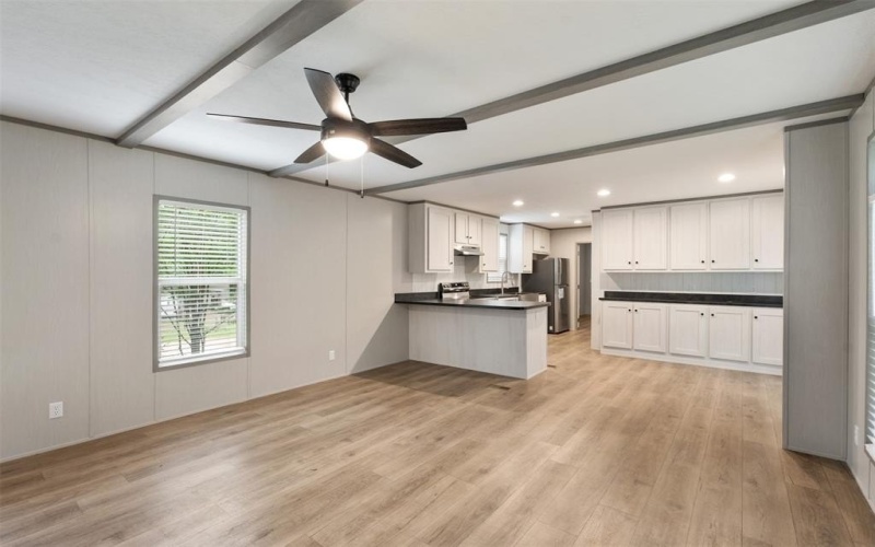 125 Neches Drive, Mabank, TX 75156, 3 Bedrooms Bedrooms, ,2 BathroomsBathrooms,Residential,For Sale,125 Neches Drive,0,21060395