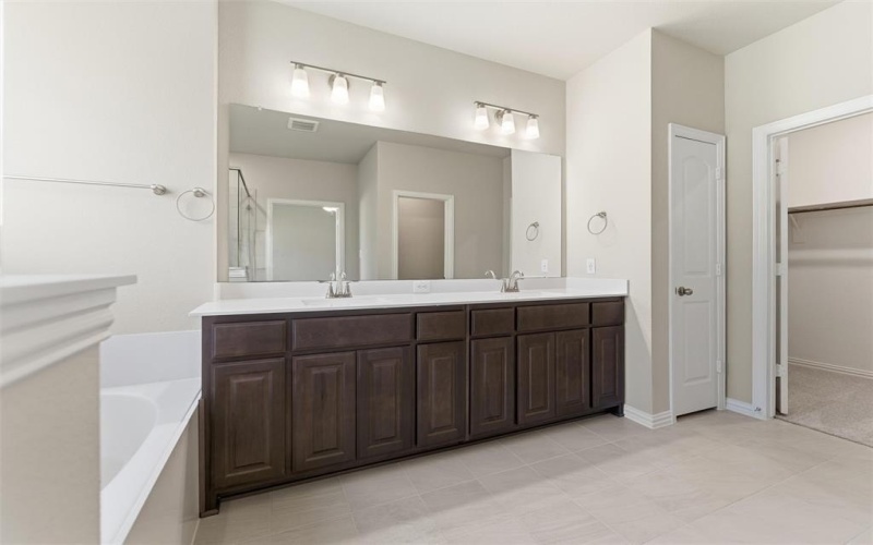 2317 Shamrock Lane, Weatherford, TX 76087, 3 Habitaciones Habitaciones , ,2 BañosBaños,Residential,En Venta,2317 Shamrock Lane,0,21060431