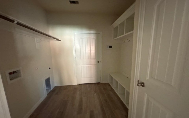 2321 Shamrock Lane, Weatherford, TX 76087, 3 Bedrooms Bedrooms, ,2 BathroomsBathrooms,Residential,For Sale,2321 Shamrock Lane,0,21060449