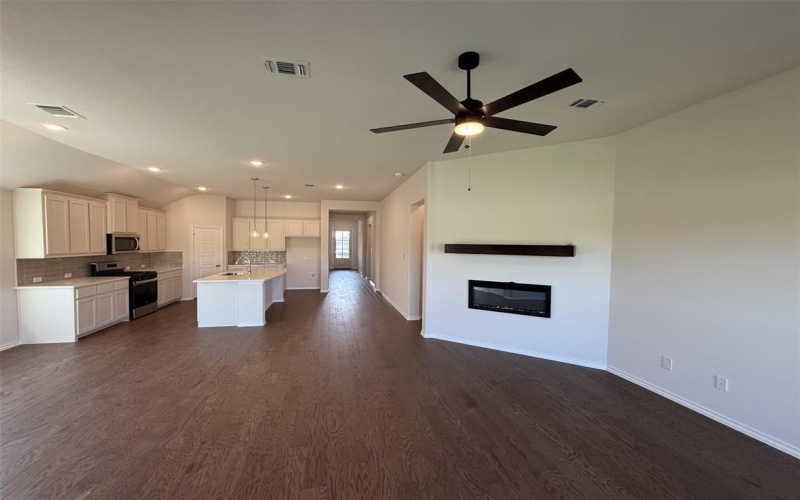 10809 Rothland Street, Fort Worth, TX 76036, 4 Habitaciones Habitaciones , ,2 BañosBaños,Residential,En Venta,10809 Rothland Street,0,21060579