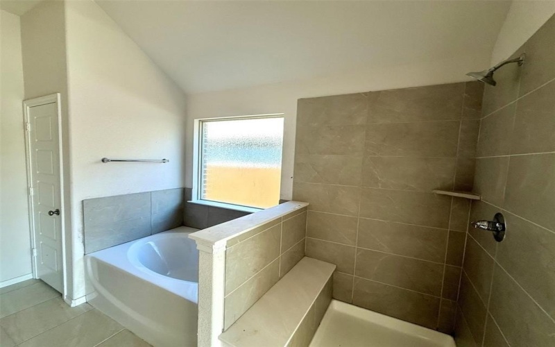 10809 Rothland Street, Fort Worth, TX 76036, 4 Habitaciones Habitaciones , ,2 BañosBaños,Residential,En Venta,10809 Rothland Street,0,21060579