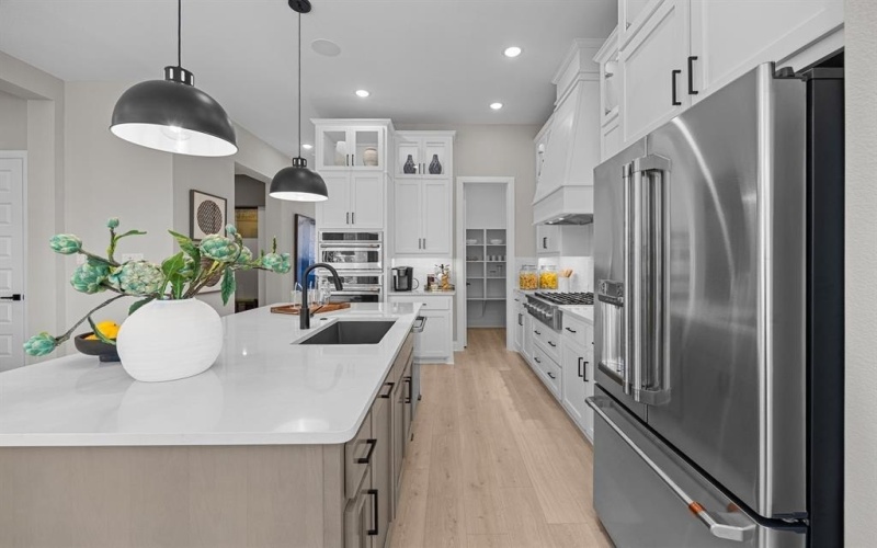 9141 Amilie Vue Lane, Dallas, TX 75243, 3 Habitaciones Habitaciones , ,2 BañosBaños,Residential,En Venta,9141 Amilie Vue Lane,0,21060588