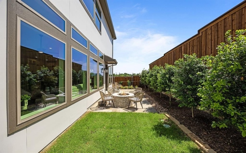 9141 Amilie Vue Lane, Dallas, TX 75243, 3 Habitaciones Habitaciones , ,2 BañosBaños,Residential,En Venta,9141 Amilie Vue Lane,0,21060588