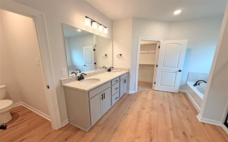 1281 Bayou Bay Court, Frierson, LA 71027, 4 Habitaciones Habitaciones , ,2 BañosBaños,Residential,En Venta,1281 Bayou Bay Court,0,21060633